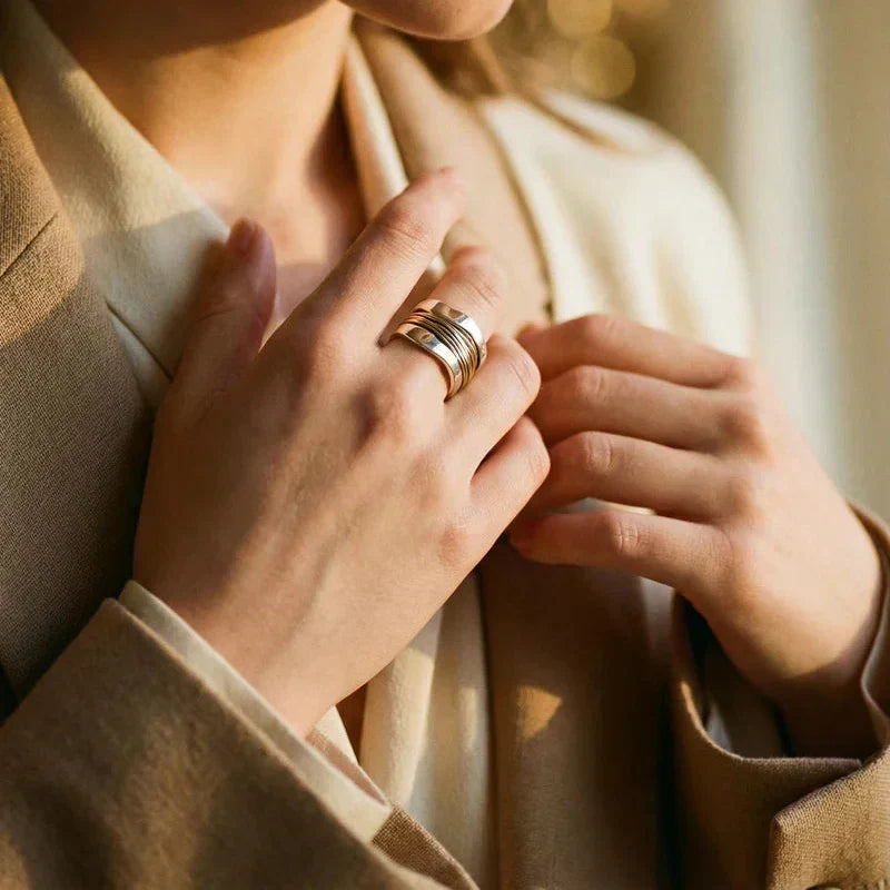 Gold & Silver Ring Róisín with Wire Wrap