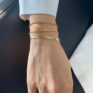 Gold Chain Bracelet Béibhinn