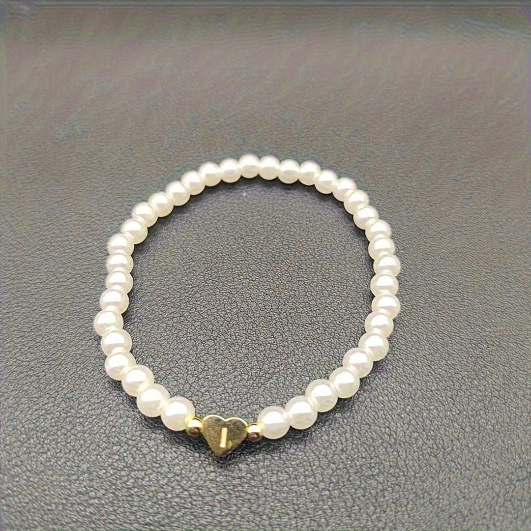 Pearl Beaded Bracelet Laoise with Heart Initial