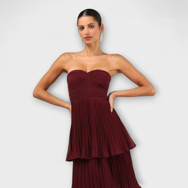 Lorena - Bordeauxrotes trägerloses Stufen-Maxikleid