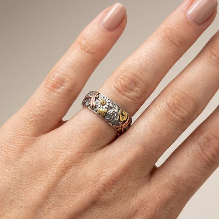 Silver & Gold Ring Gráinne with Floral Motif
