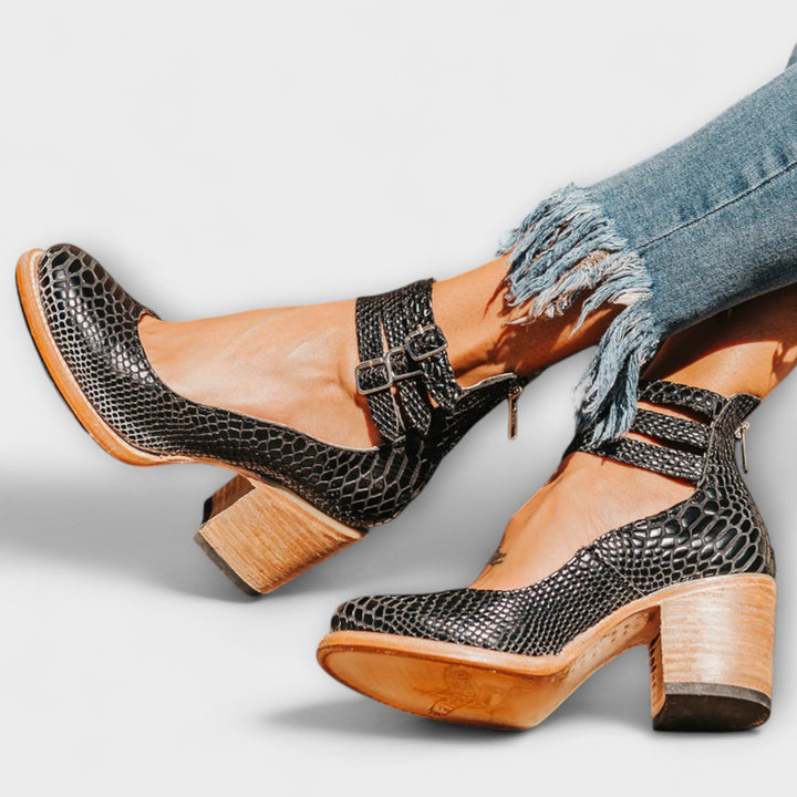 Marga - Lederstiefelette mit Drei Riemen