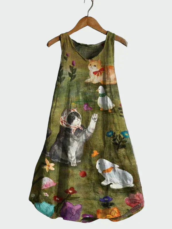 Grünes Kleid mit Hundemotiv
