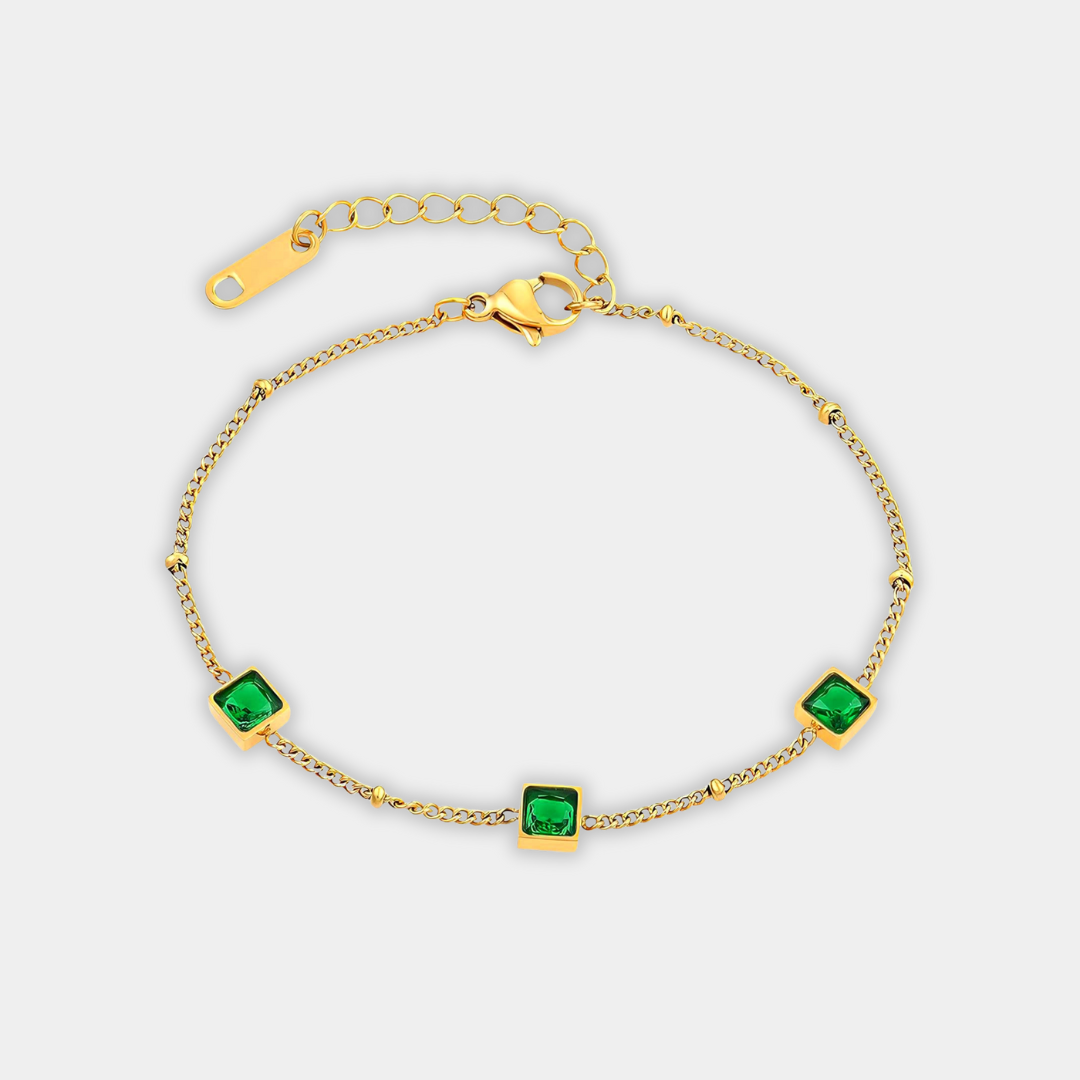 Gold Chain Bracelet Saoirse with Emerald