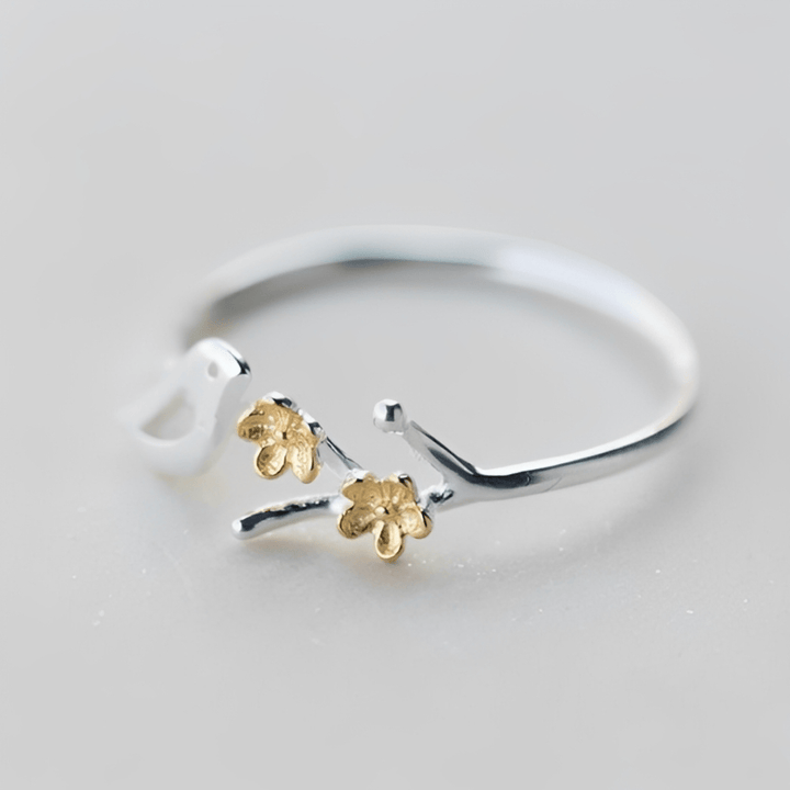 Gold & Silver Adjustable Ring Aoife with Floral Motif