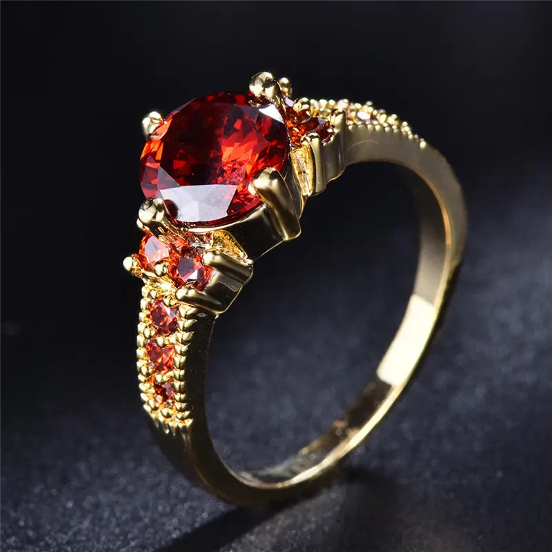 Gold Ring Ciara with Ruby