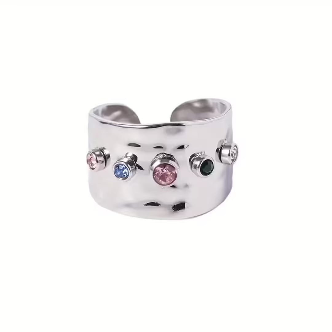 Gold Ring Eabha with Emerald