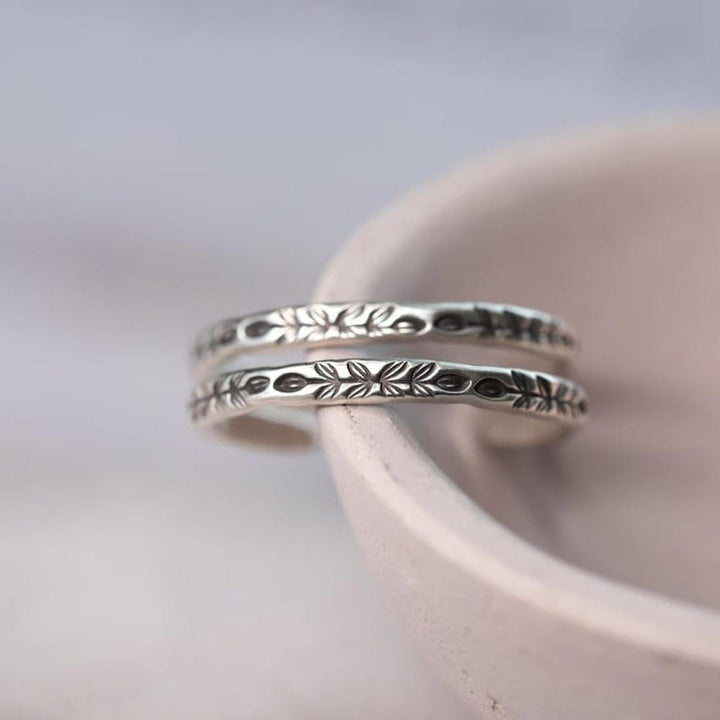 Silver Hoop Earrings Westport with Floral Engraving