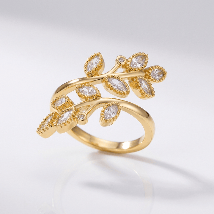 Gold Ring Laoise with Multicoloured Leaf Stones
