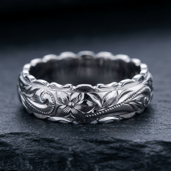 Rose Gold Band Ring Fiadh with Floral Engraving
