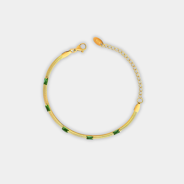 Gold Chain Bracelet Eithne with Emerald