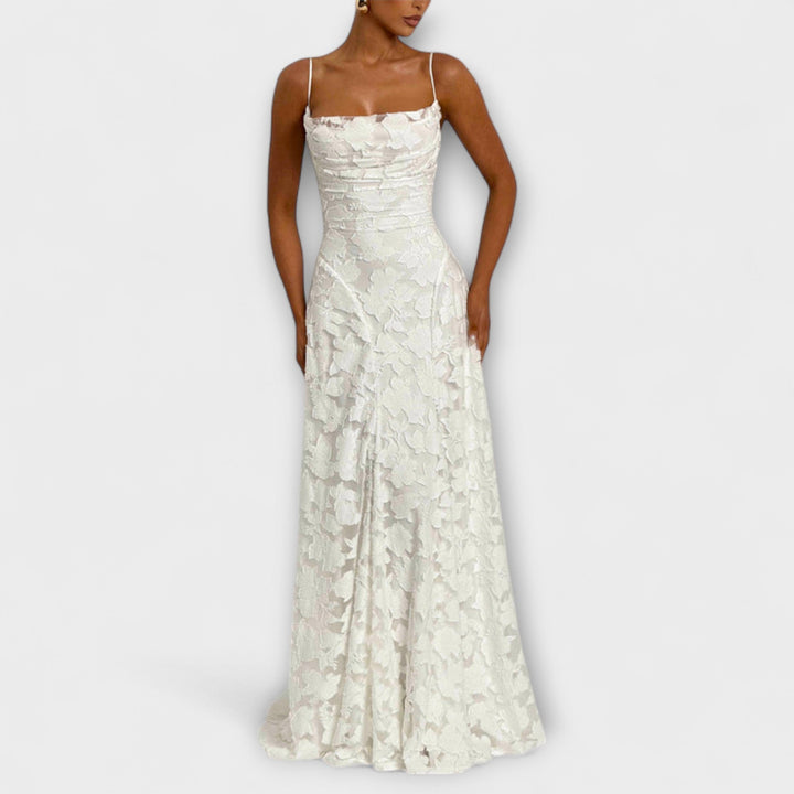 Kairi - Weisses Floral-Spitzen-Maxikleid