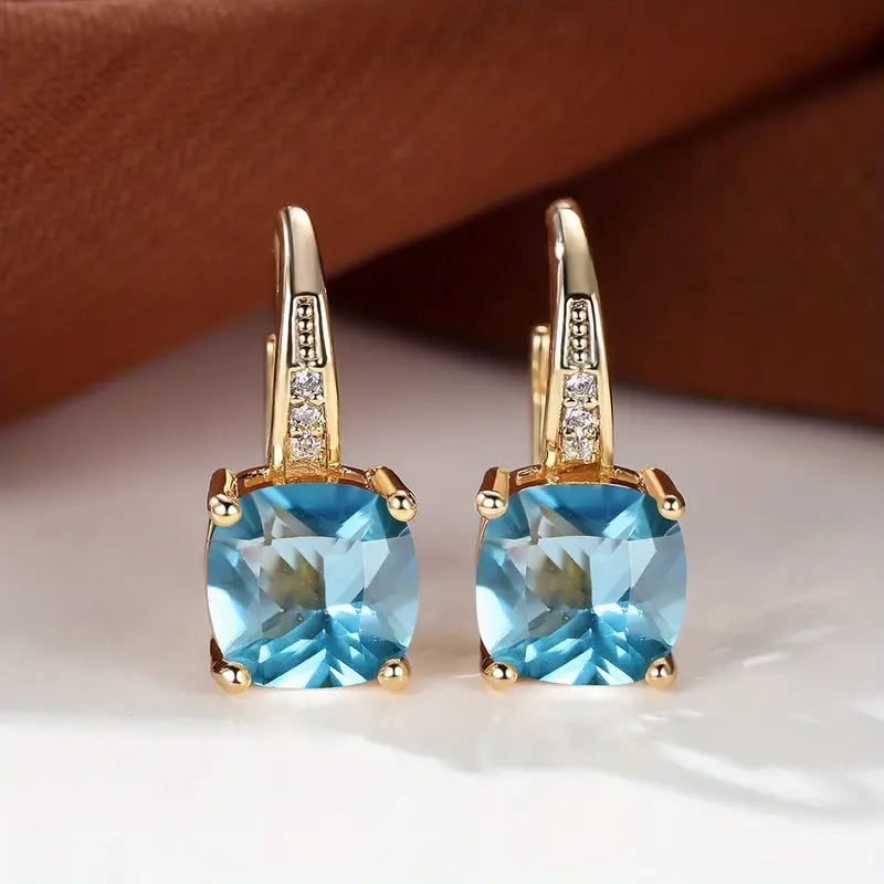 Gold Drop Earrings Gráinne with Blue Sapphire