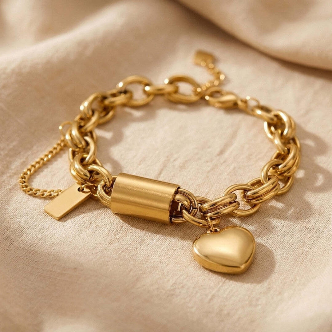 Gold Charm Bracelet Dervla with Heart Pendant