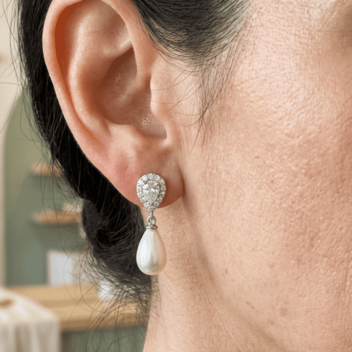Silver Drop Earrings Eithne with Teardrop Pearl