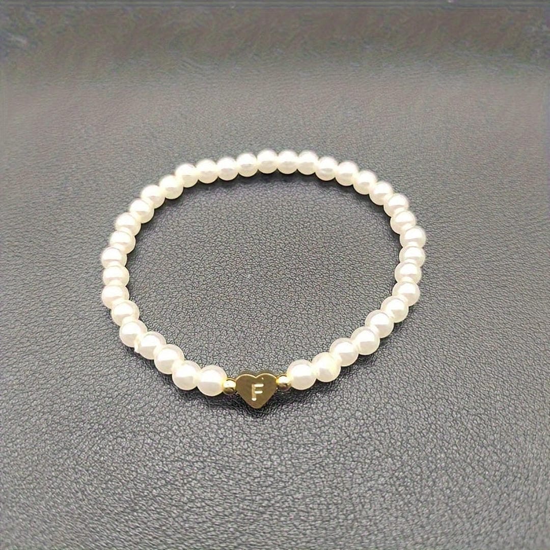 Pearl Beaded Bracelet Laoise with Heart Initial