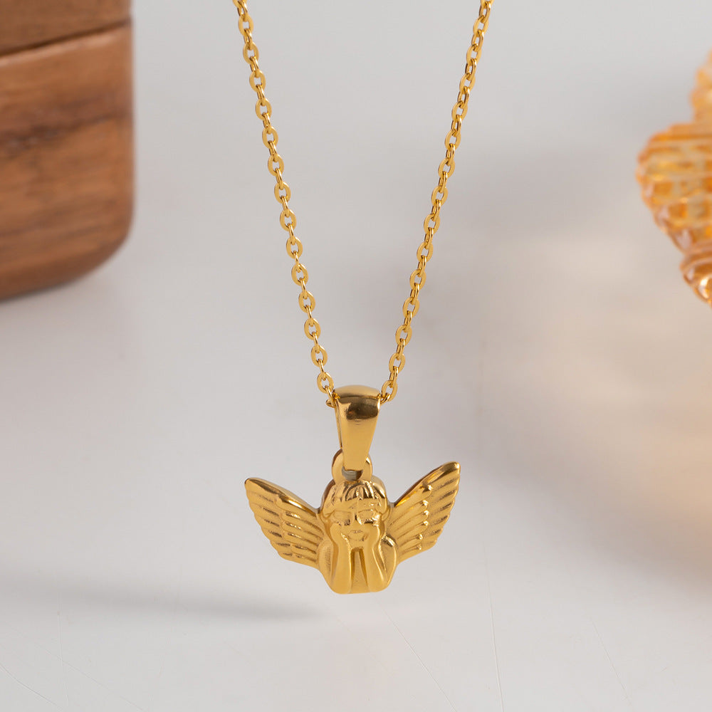 Gold Necklace Gráinne with Angel Motif