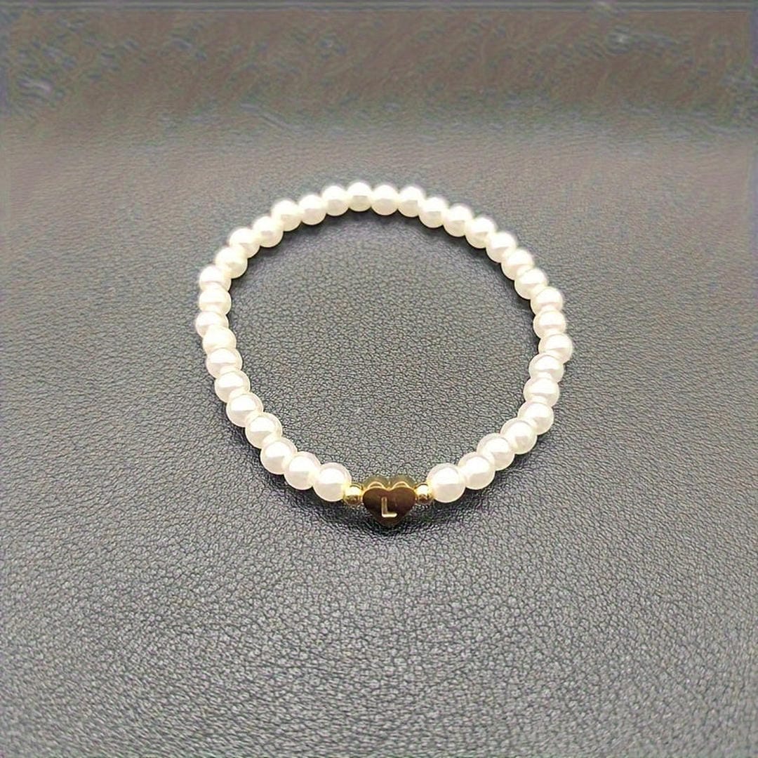 Pearl Beaded Bracelet Laoise with Heart Initial