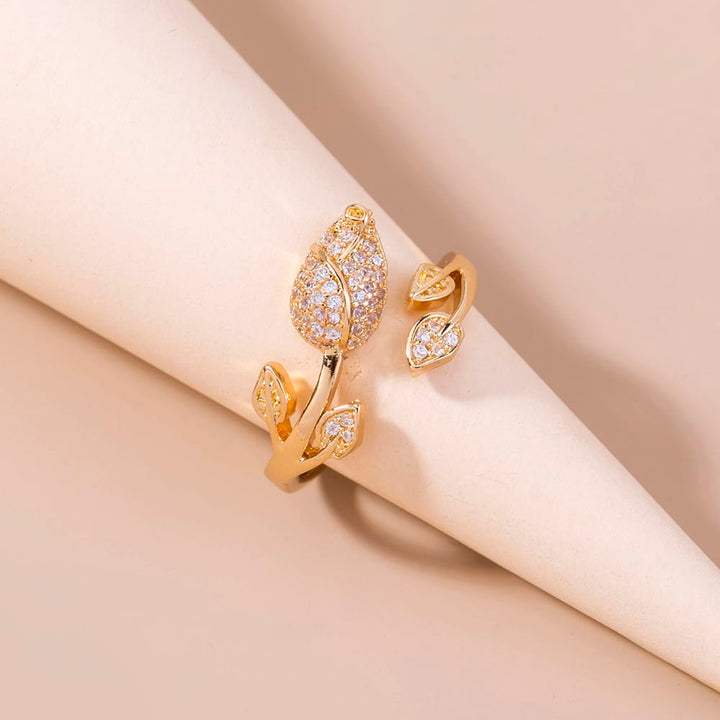 Gold Open Ring Sorcha with Crystal Rose