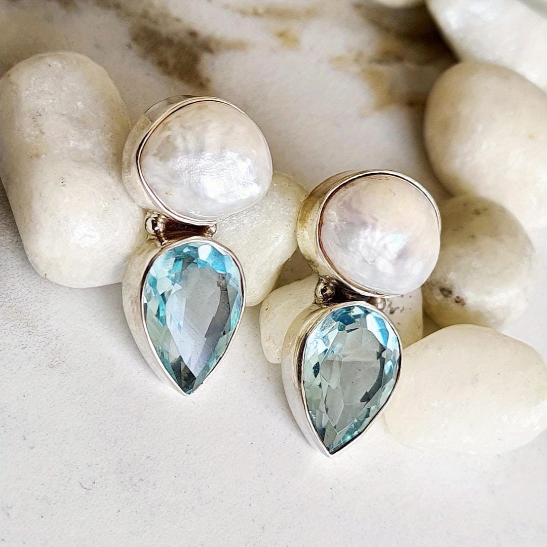 Silver Drop Earrings Bríd with Pearl and Blue Topaz