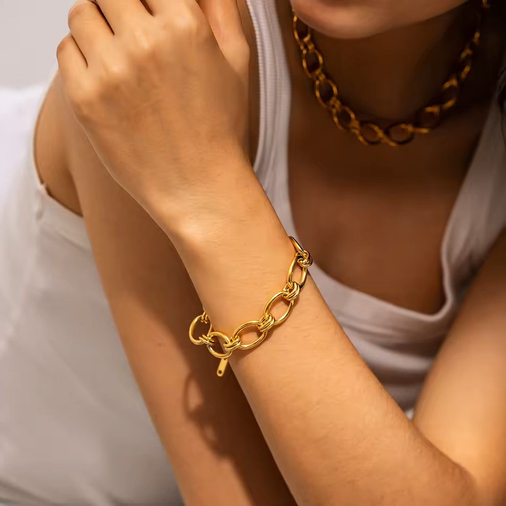 Gold Chunky Link Bracelet Béibhinn