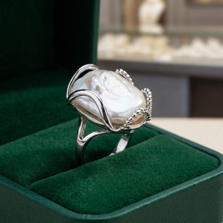 Silver Ring Muirne with Baroque Pearl