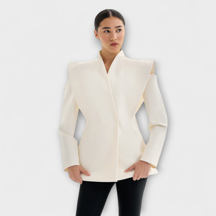 Valeria - Cremefarbener skulpturaler Schulterblazer