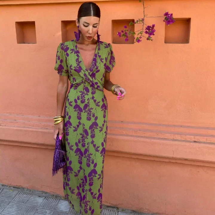 Zoé - Grünes Maxikleid mit lila Blütenmuster