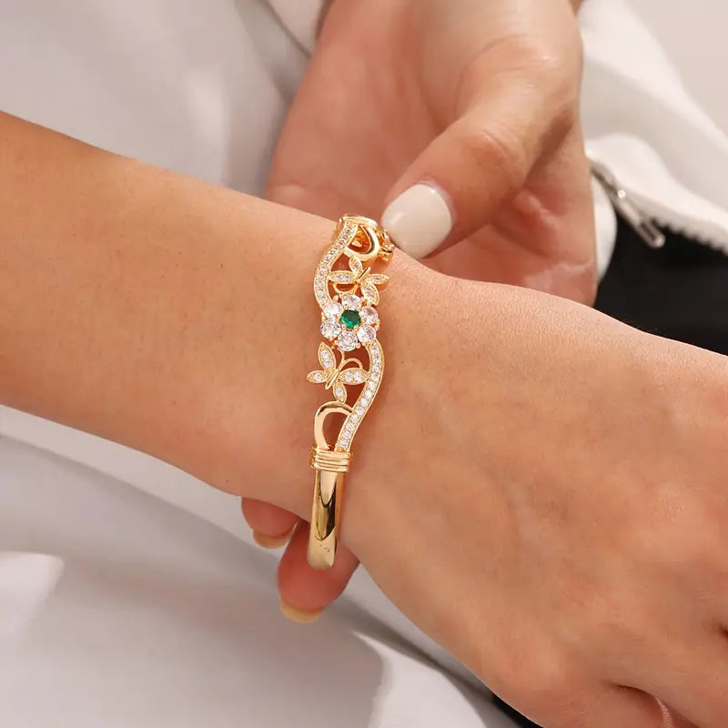 Gold Bangle Bracelet Gráinne with Emerald & Zirconia
