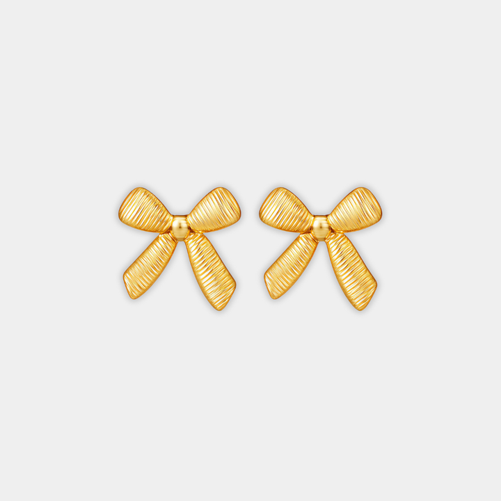 Gold Stud Earrings Méabh with Bow Motif