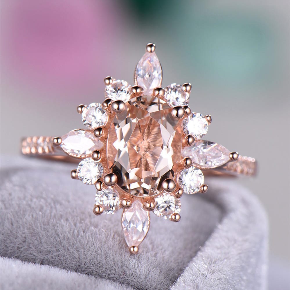 Rose Gold Ring Órla with Crystal Halo