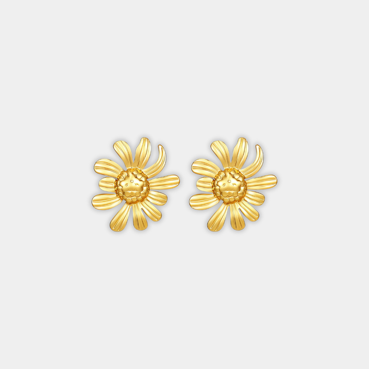 Gold Stud Earrings Íde with Flower