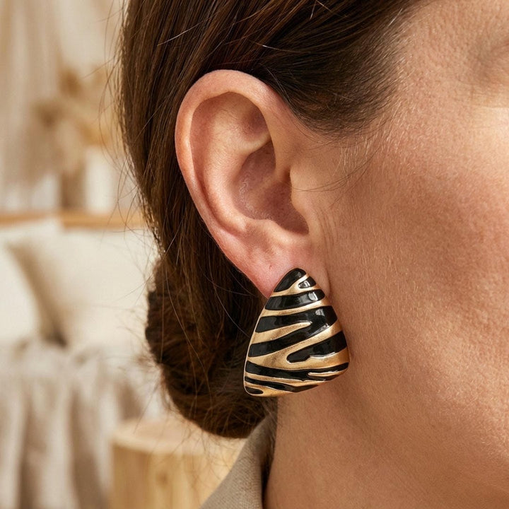 Gold Stud Earrings Muirne with Zebra Stripe Motif
