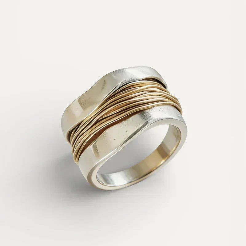 Gold & Silver Ring Róisín with Wire Wrap