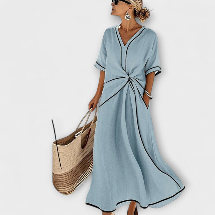 Marcella - Hellblaues Sommerkleid mit Drapierung