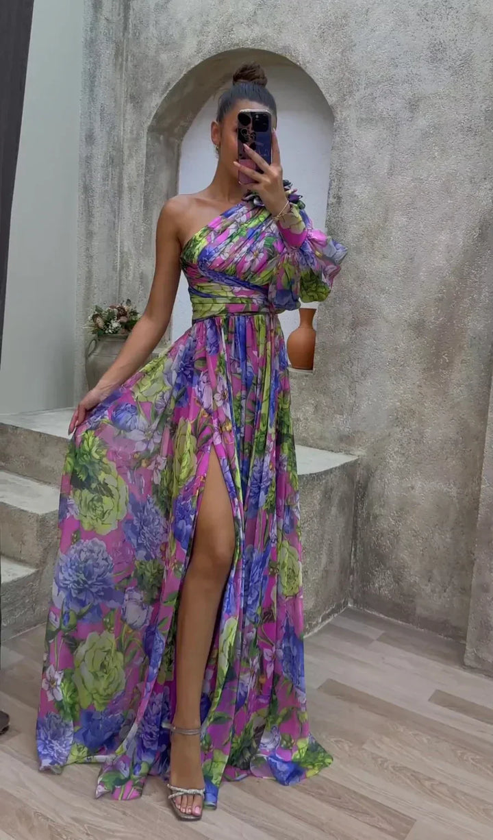 Whitney - Lila One-Shoulder-Maxikleid mit Blüten