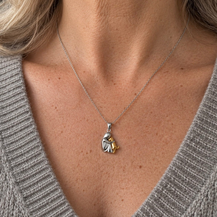 Gold & Silver Necklace Béibhinn with Woman and Dog