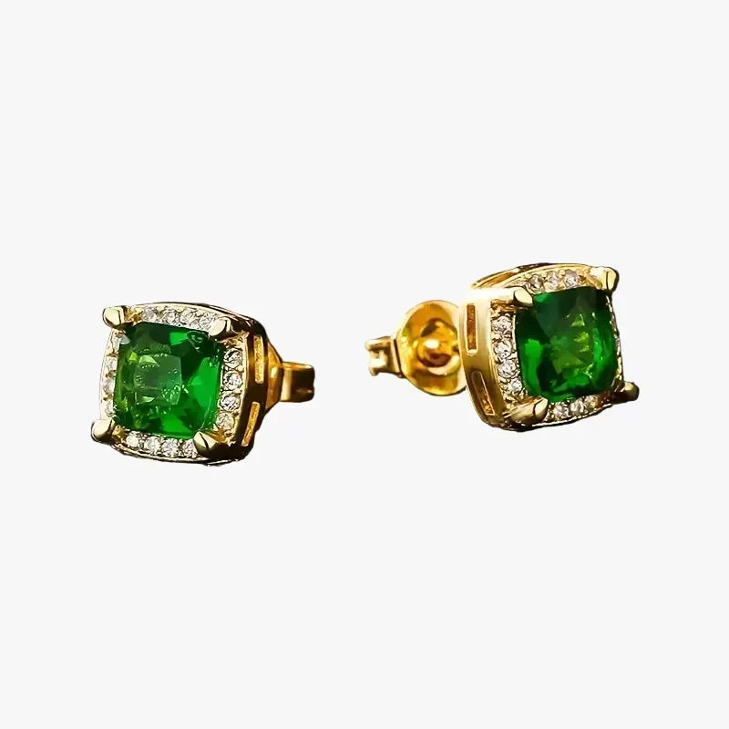 Gold Stud Earrings Dervla with Emerald