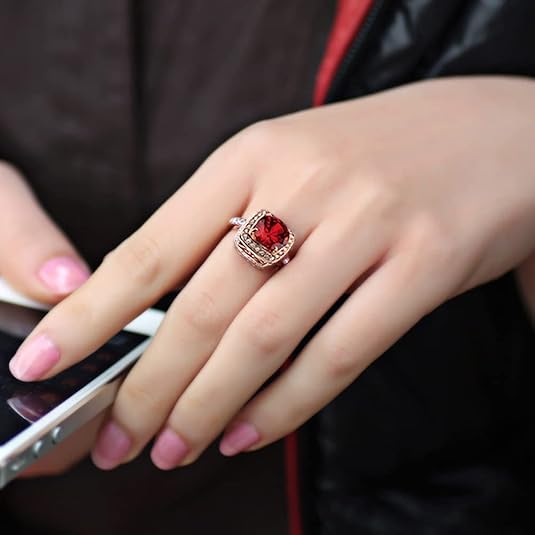 Rose Gold Ring Nuala with Ruby