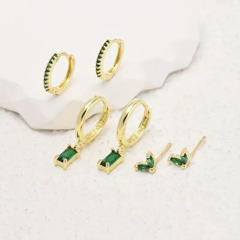Gold Hoop Earrings Méabh with Emerald