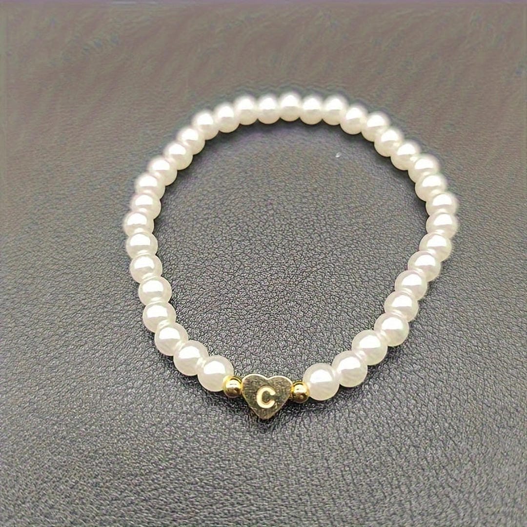 Pearl Beaded Bracelet Laoise with Heart Initial