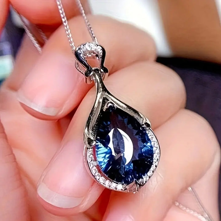 Silver Necklace Clíona with Sapphire Drop