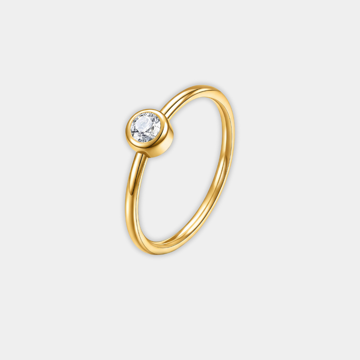 Gold Solitaire Ring Aoife with Zirconia