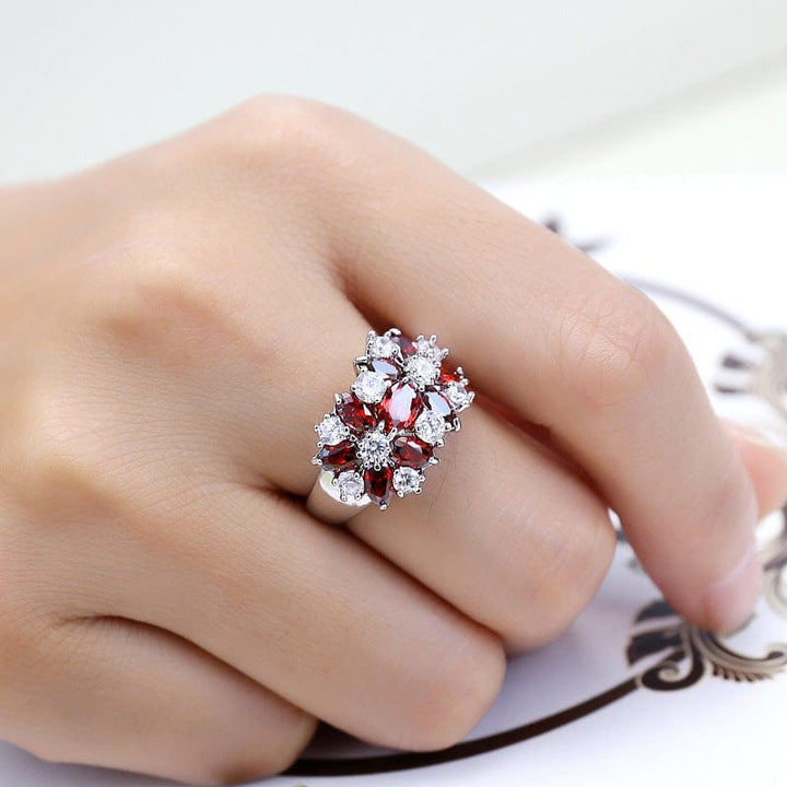 Silver Ring Órla with Garnet & Zirconia