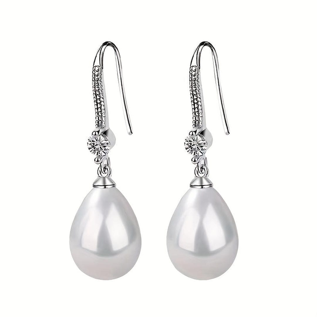 Silver Drop Earrings Deirbhile with Baroque Pearl