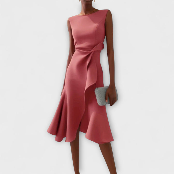 Juliette - Rostrotes drapiertes asymmetrisches Midikleid