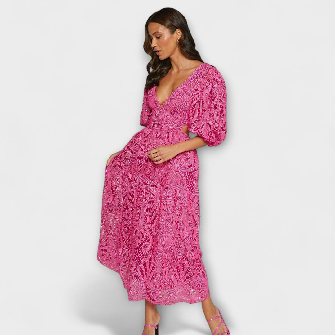 Elegantes gelbes Kleid mit Spitzenärmeln