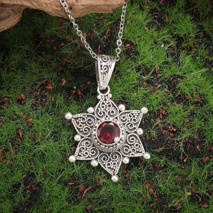 Silver Necklace Nuala with Ruby Star