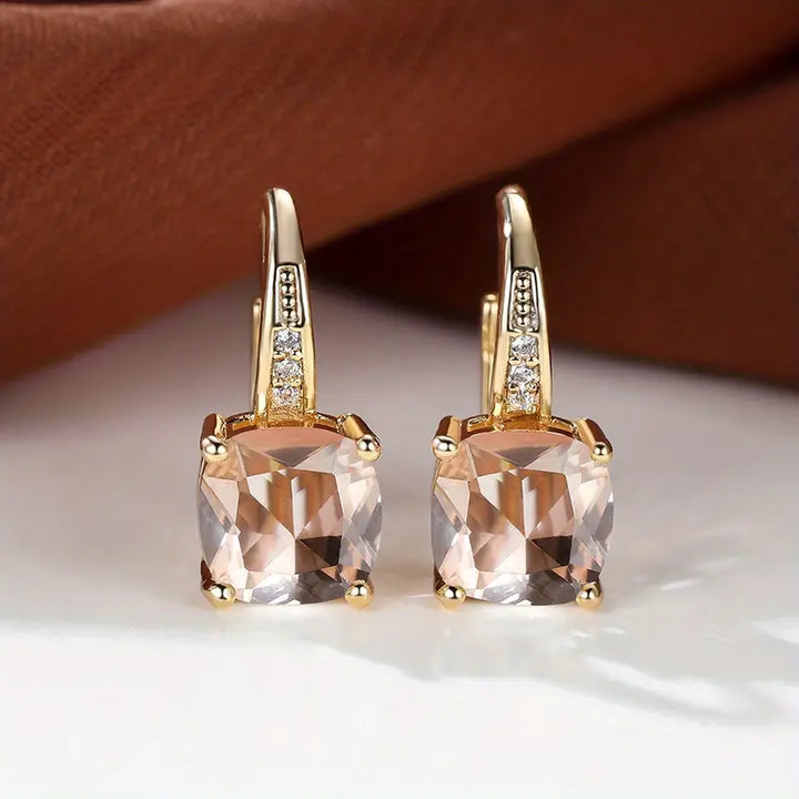 Gold Drop Earrings Gráinne with Blue Sapphire