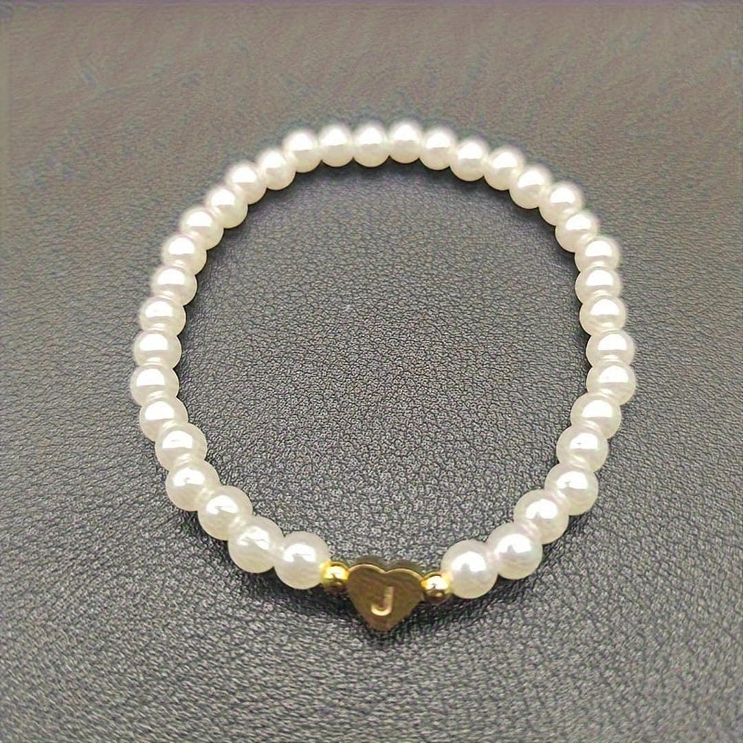Pearl Beaded Bracelet Laoise with Heart Initial